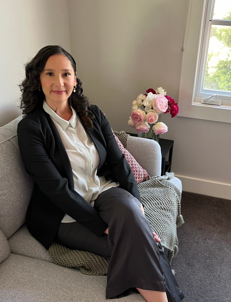 Zarina Seksembaeva, Psychologist in Carnegie, VIC